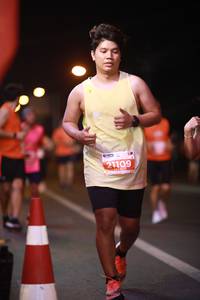 BIB: 21109
                            <button type="button" onclick="openModal(15697080)" class="btn btn-primary btn-sm float-right btn-popup" data-toggle="modal" data-target=".modal-high-quality">
                        <i class="fas fa-shopping-cart"></i> Add to Cart
                    </button>
                                            <button type="button" onclick="isThisMe(15697080, true)" class="btn btn-success btn-sm float-right btn-popup btn-isme hidden" data-toggle="tooltip" data-placement="bottom" title="นี่คือรูปของคุณใช่ไหม คลิกที่นี่เพื่อเอาเข้าอัลบั้ม">
                        <i class="fas fa-plus"></i> Add to album
                    </button>
                    <button type="button" onclick="isThisMe(15697080, false)" class="btn btn-warning btn-sm float-right btn-popup btn-isnotme hidden">
                        <i class="fas fa-ban"></i> Remove from album
                    </button>