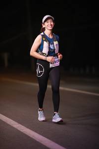 BIB: 906
                            <button type="button" onclick="openModal(15687537)" class="btn btn-primary btn-sm float-right btn-popup" data-toggle="modal" data-target=".modal-high-quality">
                        <i class="fas fa-shopping-cart"></i> Add to Cart
                    </button>
                                            <button type="button" onclick="isThisMe(15687537, true)" class="btn btn-success btn-sm float-right btn-popup btn-isme hidden" data-toggle="tooltip" data-placement="bottom" title="นี่คือรูปของคุณใช่ไหม คลิกที่นี่เพื่อเอาเข้าอัลบั้ม">
                        <i class="fas fa-plus"></i> Add to album
                    </button>
                    <button type="button" onclick="isThisMe(15687537, false)" class="btn btn-warning btn-sm float-right btn-popup btn-isnotme hidden">
                        <i class="fas fa-ban"></i> Remove from album
                    </button>