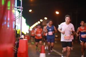 BIB: 269, 20028
                            <button type="button" onclick="openModal(15692058)" class="btn btn-primary btn-sm float-right btn-popup" data-toggle="modal" data-target=".modal-high-quality">
                        <i class="fas fa-shopping-cart"></i> Add to Cart
                    </button>
                                            <button type="button" onclick="isThisMe(15692058, true)" class="btn btn-success btn-sm float-right btn-popup btn-isme hidden" data-toggle="tooltip" data-placement="bottom" title="นี่คือรูปของคุณใช่ไหม คลิกที่นี่เพื่อเอาเข้าอัลบั้ม">
                        <i class="fas fa-plus"></i> Add to album
                    </button>
                    <button type="button" onclick="isThisMe(15692058, false)" class="btn btn-warning btn-sm float-right btn-popup btn-isnotme hidden">
                        <i class="fas fa-ban"></i> Remove from album
                    </button>