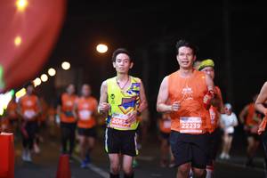 BIB: 206, 22239
                            <button type="button" onclick="openModal(15692455)" class="btn btn-primary btn-sm float-right btn-popup" data-toggle="modal" data-target=".modal-high-quality">
                        <i class="fas fa-shopping-cart"></i> Add to Cart
                    </button>
                                            <button type="button" onclick="isThisMe(15692455, true)" class="btn btn-success btn-sm float-right btn-popup btn-isme hidden" data-toggle="tooltip" data-placement="bottom" title="นี่คือรูปของคุณใช่ไหม คลิกที่นี่เพื่อเอาเข้าอัลบั้ม">
                        <i class="fas fa-plus"></i> Add to album
                    </button>
                    <button type="button" onclick="isThisMe(15692455, false)" class="btn btn-warning btn-sm float-right btn-popup btn-isnotme hidden">
                        <i class="fas fa-ban"></i> Remove from album
                    </button>