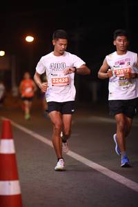 BIB: 400, 21577, 22428
                            <button type="button" onclick="openModal(15690374)" class="btn btn-primary btn-sm float-right btn-popup" data-toggle="modal" data-target=".modal-high-quality">
                        <i class="fas fa-shopping-cart"></i> Add to Cart
                    </button>
                                            <button type="button" onclick="isThisMe(15690374, true)" class="btn btn-success btn-sm float-right btn-popup btn-isme hidden" data-toggle="tooltip" data-placement="bottom" title="นี่คือรูปของคุณใช่ไหม คลิกที่นี่เพื่อเอาเข้าอัลบั้ม">
                        <i class="fas fa-plus"></i> Add to album
                    </button>
                    <button type="button" onclick="isThisMe(15690374, false)" class="btn btn-warning btn-sm float-right btn-popup btn-isnotme hidden">
                        <i class="fas fa-ban"></i> Remove from album
                    </button>