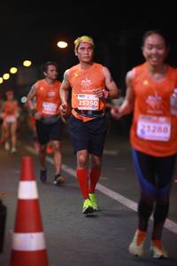 BIB: 25250, 23288
                            <button type="button" onclick="openModal(15695551)" class="btn btn-primary btn-sm float-right btn-popup" data-toggle="modal" data-target=".modal-high-quality">
                        <i class="fas fa-shopping-cart"></i> Add to Cart
                    </button>
                                            <button type="button" onclick="isThisMe(15695551, true)" class="btn btn-success btn-sm float-right btn-popup btn-isme hidden" data-toggle="tooltip" data-placement="bottom" title="นี่คือรูปของคุณใช่ไหม คลิกที่นี่เพื่อเอาเข้าอัลบั้ม">
                        <i class="fas fa-plus"></i> Add to album
                    </button>
                    <button type="button" onclick="isThisMe(15695551, false)" class="btn btn-warning btn-sm float-right btn-popup btn-isnotme hidden">
                        <i class="fas fa-ban"></i> Remove from album
                    </button>