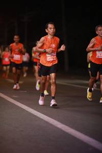 BIB: 264, 26764
                            <button type="button" onclick="openModal(14040986)" class="btn btn-primary btn-sm float-right btn-popup" data-toggle="modal" data-target=".modal-high-quality">
                        <i class="fas fa-shopping-cart"></i> Add to Cart
                    </button>
                                            <button type="button" onclick="isThisMe(14040986, true)" class="btn btn-success btn-sm float-right btn-popup btn-isme hidden" data-toggle="tooltip" data-placement="bottom" title="นี่คือรูปของคุณใช่ไหม คลิกที่นี่เพื่อเอาเข้าอัลบั้ม">
                        <i class="fas fa-plus"></i> Add to album
                    </button>
                    <button type="button" onclick="isThisMe(14040986, false)" class="btn btn-warning btn-sm float-right btn-popup btn-isnotme hidden">
                        <i class="fas fa-ban"></i> Remove from album
                    </button>