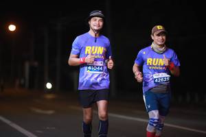 BIB: 41044, 42625
                            <button type="button" onclick="openModal(15687672)" class="btn btn-primary btn-sm float-right btn-popup" data-toggle="modal" data-target=".modal-high-quality">
                        <i class="fas fa-shopping-cart"></i> Add to Cart
                    </button>
                                            <button type="button" onclick="isThisMe(15687672, true)" class="btn btn-success btn-sm float-right btn-popup btn-isme hidden" data-toggle="tooltip" data-placement="bottom" title="นี่คือรูปของคุณใช่ไหม คลิกที่นี่เพื่อเอาเข้าอัลบั้ม">
                        <i class="fas fa-plus"></i> Add to album
                    </button>
                    <button type="button" onclick="isThisMe(15687672, false)" class="btn btn-warning btn-sm float-right btn-popup btn-isnotme hidden">
                        <i class="fas fa-ban"></i> Remove from album
                    </button>