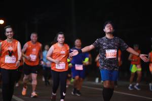 BIB: 25307, 23591, 2191
                            <button type="button" onclick="openModal(14067246)" class="btn btn-primary btn-sm float-right btn-popup" data-toggle="modal" data-target=".modal-high-quality">
                        <i class="fas fa-shopping-cart"></i> Add to Cart
                    </button>
                                            <button type="button" onclick="isThisMe(14067246, true)" class="btn btn-success btn-sm float-right btn-popup btn-isme hidden" data-toggle="tooltip" data-placement="bottom" title="นี่คือรูปของคุณใช่ไหม คลิกที่นี่เพื่อเอาเข้าอัลบั้ม">
                        <i class="fas fa-plus"></i> Add to album
                    </button>
                    <button type="button" onclick="isThisMe(14067246, false)" class="btn btn-warning btn-sm float-right btn-popup btn-isnotme hidden">
                        <i class="fas fa-ban"></i> Remove from album
                    </button>