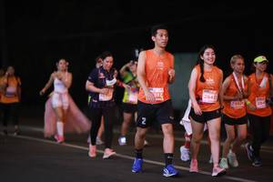 BIB: 387, 2843, 29526, 284
                            <button type="button" onclick="openModal(14112103)" class="btn btn-primary btn-sm float-right btn-popup" data-toggle="modal" data-target=".modal-high-quality">
                        <i class="fas fa-shopping-cart"></i> Add to Cart
                    </button>
                                            <button type="button" onclick="isThisMe(14112103, true)" class="btn btn-success btn-sm float-right btn-popup btn-isme hidden" data-toggle="tooltip" data-placement="bottom" title="นี่คือรูปของคุณใช่ไหม คลิกที่นี่เพื่อเอาเข้าอัลบั้ม">
                        <i class="fas fa-plus"></i> Add to album
                    </button>
                    <button type="button" onclick="isThisMe(14112103, false)" class="btn btn-warning btn-sm float-right btn-popup btn-isnotme hidden">
                        <i class="fas fa-ban"></i> Remove from album
                    </button>
