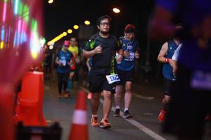 BIB: 15714
                            <button type="button" onclick="openModal(15678956)" class="btn btn-primary btn-sm float-right btn-popup" data-toggle="modal" data-target=".modal-high-quality">
                        <i class="fas fa-shopping-cart"></i> Add to Cart
                    </button>
                                            <button type="button" onclick="isThisMe(15678956, true)" class="btn btn-success btn-sm float-right btn-popup btn-isme hidden" data-toggle="tooltip" data-placement="bottom" title="นี่คือรูปของคุณใช่ไหม คลิกที่นี่เพื่อเอาเข้าอัลบั้ม">
                        <i class="fas fa-plus"></i> Add to album
                    </button>
                    <button type="button" onclick="isThisMe(15678956, false)" class="btn btn-warning btn-sm float-right btn-popup btn-isnotme hidden">
                        <i class="fas fa-ban"></i> Remove from album
                    </button>