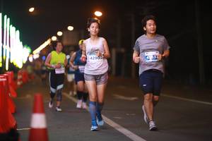 BIB: 42905
                            <button type="button" onclick="openModal(15687587)" class="btn btn-primary btn-sm float-right btn-popup" data-toggle="modal" data-target=".modal-high-quality">
                        <i class="fas fa-shopping-cart"></i> Add to Cart
                    </button>
                                            <button type="button" onclick="isThisMe(15687587, true)" class="btn btn-success btn-sm float-right btn-popup btn-isme hidden" data-toggle="tooltip" data-placement="bottom" title="นี่คือรูปของคุณใช่ไหม คลิกที่นี่เพื่อเอาเข้าอัลบั้ม">
                        <i class="fas fa-plus"></i> Add to album
                    </button>
                    <button type="button" onclick="isThisMe(15687587, false)" class="btn btn-warning btn-sm float-right btn-popup btn-isnotme hidden">
                        <i class="fas fa-ban"></i> Remove from album
                    </button>