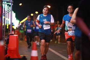 BIB: 47938, 45960
                            <button type="button" onclick="openModal(15679313)" class="btn btn-primary btn-sm float-right btn-popup" data-toggle="modal" data-target=".modal-high-quality">
                        <i class="fas fa-shopping-cart"></i> Add to Cart
                    </button>
                                            <button type="button" onclick="isThisMe(15679313, true)" class="btn btn-success btn-sm float-right btn-popup btn-isme hidden" data-toggle="tooltip" data-placement="bottom" title="นี่คือรูปของคุณใช่ไหม คลิกที่นี่เพื่อเอาเข้าอัลบั้ม">
                        <i class="fas fa-plus"></i> Add to album
                    </button>
                    <button type="button" onclick="isThisMe(15679313, false)" class="btn btn-warning btn-sm float-right btn-popup btn-isnotme hidden">
                        <i class="fas fa-ban"></i> Remove from album
                    </button>