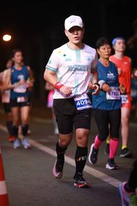 BIB: 7822, 4094
                            <button type="button" onclick="openModal(15677904)" class="btn btn-primary btn-sm float-right btn-popup" data-toggle="modal" data-target=".modal-high-quality">
                        <i class="fas fa-shopping-cart"></i> Add to Cart
                    </button>
                                            <button type="button" onclick="isThisMe(15677904, true)" class="btn btn-success btn-sm float-right btn-popup btn-isme hidden" data-toggle="tooltip" data-placement="bottom" title="นี่คือรูปของคุณใช่ไหม คลิกที่นี่เพื่อเอาเข้าอัลบั้ม">
                        <i class="fas fa-plus"></i> Add to album
                    </button>
                    <button type="button" onclick="isThisMe(15677904, false)" class="btn btn-warning btn-sm float-right btn-popup btn-isnotme hidden">
                        <i class="fas fa-ban"></i> Remove from album
                    </button>