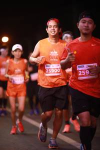 BIB: 201, 25900, 259
                            <button type="button" onclick="openModal(14042595)" class="btn btn-primary btn-sm float-right btn-popup" data-toggle="modal" data-target=".modal-high-quality">
                        <i class="fas fa-shopping-cart"></i> Add to Cart
                    </button>
                                            <button type="button" onclick="isThisMe(14042595, true)" class="btn btn-success btn-sm float-right btn-popup btn-isme hidden" data-toggle="tooltip" data-placement="bottom" title="นี่คือรูปของคุณใช่ไหม คลิกที่นี่เพื่อเอาเข้าอัลบั้ม">
                        <i class="fas fa-plus"></i> Add to album
                    </button>
                    <button type="button" onclick="isThisMe(14042595, false)" class="btn btn-warning btn-sm float-right btn-popup btn-isnotme hidden">
                        <i class="fas fa-ban"></i> Remove from album
                    </button>