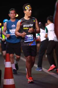 BIB: 406, 40097
                            <button type="button" onclick="openModal(15676961)" class="btn btn-primary btn-sm float-right btn-popup" data-toggle="modal" data-target=".modal-high-quality">
                        <i class="fas fa-shopping-cart"></i> Add to Cart
                    </button>
                                            <button type="button" onclick="isThisMe(15676961, true)" class="btn btn-success btn-sm float-right btn-popup btn-isme hidden" data-toggle="tooltip" data-placement="bottom" title="นี่คือรูปของคุณใช่ไหม คลิกที่นี่เพื่อเอาเข้าอัลบั้ม">
                        <i class="fas fa-plus"></i> Add to album
                    </button>
                    <button type="button" onclick="isThisMe(15676961, false)" class="btn btn-warning btn-sm float-right btn-popup btn-isnotme hidden">
                        <i class="fas fa-ban"></i> Remove from album
                    </button>