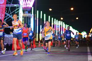 BIB: 0647, 289
                            <button type="button" onclick="openModal(14651974)" class="btn btn-primary btn-sm float-right btn-popup" data-toggle="modal" data-target=".modal-high-quality">
                        <i class="fas fa-shopping-cart"></i> Add to Cart
                    </button>
                                            <button type="button" onclick="isThisMe(14651974, true)" class="btn btn-success btn-sm float-right btn-popup btn-isme hidden" data-toggle="tooltip" data-placement="bottom" title="นี่คือรูปของคุณใช่ไหม คลิกที่นี่เพื่อเอาเข้าอัลบั้ม">
                        <i class="fas fa-plus"></i> Add to album
                    </button>
                    <button type="button" onclick="isThisMe(14651974, false)" class="btn btn-warning btn-sm float-right btn-popup btn-isnotme hidden">
                        <i class="fas fa-ban"></i> Remove from album
                    </button>