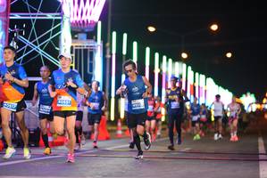 BIB: 40551, 4550, 0517, 464
                            <button type="button" onclick="openModal(14647907)" class="btn btn-primary btn-sm float-right btn-popup" data-toggle="modal" data-target=".modal-high-quality">
                        <i class="fas fa-shopping-cart"></i> Add to Cart
                    </button>
                                            <button type="button" onclick="isThisMe(14647907, true)" class="btn btn-success btn-sm float-right btn-popup btn-isme hidden" data-toggle="tooltip" data-placement="bottom" title="นี่คือรูปของคุณใช่ไหม คลิกที่นี่เพื่อเอาเข้าอัลบั้ม">
                        <i class="fas fa-plus"></i> Add to album
                    </button>
                    <button type="button" onclick="isThisMe(14647907, false)" class="btn btn-warning btn-sm float-right btn-popup btn-isnotme hidden">
                        <i class="fas fa-ban"></i> Remove from album
                    </button>