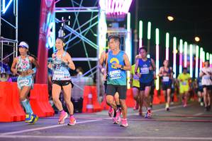 BIB: 4050, 6726, 43274
                            <button type="button" onclick="openModal(14626801)" class="btn btn-primary btn-sm float-right btn-popup" data-toggle="modal" data-target=".modal-high-quality">
                        <i class="fas fa-shopping-cart"></i> Add to Cart
                    </button>
                                            <button type="button" onclick="isThisMe(14626801, true)" class="btn btn-success btn-sm float-right btn-popup btn-isme hidden" data-toggle="tooltip" data-placement="bottom" title="นี่คือรูปของคุณใช่ไหม คลิกที่นี่เพื่อเอาเข้าอัลบั้ม">
                        <i class="fas fa-plus"></i> Add to album
                    </button>
                    <button type="button" onclick="isThisMe(14626801, false)" class="btn btn-warning btn-sm float-right btn-popup btn-isnotme hidden">
                        <i class="fas fa-ban"></i> Remove from album
                    </button>