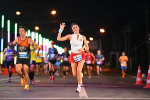 BIB: 40617, 95060
                            <button type="button" onclick="openModal(14629794)" class="btn btn-primary btn-sm float-right btn-popup" data-toggle="modal" data-target=".modal-high-quality">
                        <i class="fas fa-shopping-cart"></i> Add to Cart
                    </button>
                                            <button type="button" onclick="isThisMe(14629794, true)" class="btn btn-success btn-sm float-right btn-popup btn-isme hidden" data-toggle="tooltip" data-placement="bottom" title="นี่คือรูปของคุณใช่ไหม คลิกที่นี่เพื่อเอาเข้าอัลบั้ม">
                        <i class="fas fa-plus"></i> Add to album
                    </button>
                    <button type="button" onclick="isThisMe(14629794, false)" class="btn btn-warning btn-sm float-right btn-popup btn-isnotme hidden">
                        <i class="fas fa-ban"></i> Remove from album
                    </button>