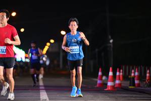 BIB: 375, 45882
                            <button type="button" onclick="openModal(14633249)" class="btn btn-primary btn-sm float-right btn-popup" data-toggle="modal" data-target=".modal-high-quality">
                        <i class="fas fa-shopping-cart"></i> Add to Cart
                    </button>
                                            <button type="button" onclick="isThisMe(14633249, true)" class="btn btn-success btn-sm float-right btn-popup btn-isme hidden" data-toggle="tooltip" data-placement="bottom" title="นี่คือรูปของคุณใช่ไหม คลิกที่นี่เพื่อเอาเข้าอัลบั้ม">
                        <i class="fas fa-plus"></i> Add to album
                    </button>
                    <button type="button" onclick="isThisMe(14633249, false)" class="btn btn-warning btn-sm float-right btn-popup btn-isnotme hidden">
                        <i class="fas fa-ban"></i> Remove from album
                    </button>