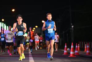 BIB: 420, 4177, 41023
                            <button type="button" onclick="openModal(14641973)" class="btn btn-primary btn-sm float-right btn-popup" data-toggle="modal" data-target=".modal-high-quality">
                        <i class="fas fa-shopping-cart"></i> Add to Cart
                    </button>
                                            <button type="button" onclick="isThisMe(14641973, true)" class="btn btn-success btn-sm float-right btn-popup btn-isme hidden" data-toggle="tooltip" data-placement="bottom" title="นี่คือรูปของคุณใช่ไหม คลิกที่นี่เพื่อเอาเข้าอัลบั้ม">
                        <i class="fas fa-plus"></i> Add to album
                    </button>
                    <button type="button" onclick="isThisMe(14641973, false)" class="btn btn-warning btn-sm float-right btn-popup btn-isnotme hidden">
                        <i class="fas fa-ban"></i> Remove from album
                    </button>