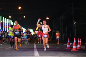 BIB: 40617, 060
                            <button type="button" onclick="openModal(14629707)" class="btn btn-primary btn-sm float-right btn-popup" data-toggle="modal" data-target=".modal-high-quality">
                        <i class="fas fa-shopping-cart"></i> Add to Cart
                    </button>
                                            <button type="button" onclick="isThisMe(14629707, true)" class="btn btn-success btn-sm float-right btn-popup btn-isme hidden" data-toggle="tooltip" data-placement="bottom" title="นี่คือรูปของคุณใช่ไหม คลิกที่นี่เพื่อเอาเข้าอัลบั้ม">
                        <i class="fas fa-plus"></i> Add to album
                    </button>
                    <button type="button" onclick="isThisMe(14629707, false)" class="btn btn-warning btn-sm float-right btn-popup btn-isnotme hidden">
                        <i class="fas fa-ban"></i> Remove from album
                    </button>