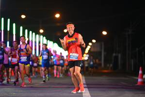 BIB: 4004, 46237
                            <button type="button" onclick="openModal(14630578)" class="btn btn-primary btn-sm float-right btn-popup" data-toggle="modal" data-target=".modal-high-quality">
                        <i class="fas fa-shopping-cart"></i> Add to Cart
                    </button>
                                            <button type="button" onclick="isThisMe(14630578, true)" class="btn btn-success btn-sm float-right btn-popup btn-isme hidden" data-toggle="tooltip" data-placement="bottom" title="นี่คือรูปของคุณใช่ไหม คลิกที่นี่เพื่อเอาเข้าอัลบั้ม">
                        <i class="fas fa-plus"></i> Add to album
                    </button>
                    <button type="button" onclick="isThisMe(14630578, false)" class="btn btn-warning btn-sm float-right btn-popup btn-isnotme hidden">
                        <i class="fas fa-ban"></i> Remove from album
                    </button>