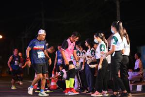 BIB: 460, 421
                            <button type="button" onclick="openModal(14619290)" class="btn btn-primary btn-sm float-right btn-popup" data-toggle="modal" data-target=".modal-high-quality">
                        <i class="fas fa-shopping-cart"></i> Add to Cart
                    </button>
                                            <button type="button" onclick="isThisMe(14619290, true)" class="btn btn-success btn-sm float-right btn-popup btn-isme hidden" data-toggle="tooltip" data-placement="bottom" title="นี่คือรูปของคุณใช่ไหม คลิกที่นี่เพื่อเอาเข้าอัลบั้ม">
                        <i class="fas fa-plus"></i> Add to album
                    </button>
                    <button type="button" onclick="isThisMe(14619290, false)" class="btn btn-warning btn-sm float-right btn-popup btn-isnotme hidden">
                        <i class="fas fa-ban"></i> Remove from album
                    </button>