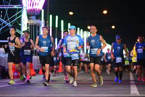 BIB: 202, 0470, 411, 45774, 4028, 41381
                            <button type="button" onclick="openModal(14611083)" class="btn btn-primary btn-sm float-right btn-popup" data-toggle="modal" data-target=".modal-high-quality">
                        <i class="fas fa-shopping-cart"></i> Add to Cart
                    </button>
                                            <button type="button" onclick="isThisMe(14611083, true)" class="btn btn-success btn-sm float-right btn-popup btn-isme hidden" data-toggle="tooltip" data-placement="bottom" title="นี่คือรูปของคุณใช่ไหม คลิกที่นี่เพื่อเอาเข้าอัลบั้ม">
                        <i class="fas fa-plus"></i> Add to album
                    </button>
                    <button type="button" onclick="isThisMe(14611083, false)" class="btn btn-warning btn-sm float-right btn-popup btn-isnotme hidden">
                        <i class="fas fa-ban"></i> Remove from album
                    </button>