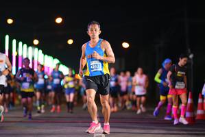 BIB: 4262
                            <button type="button" onclick="openModal(14616294)" class="btn btn-primary btn-sm float-right btn-popup" data-toggle="modal" data-target=".modal-high-quality">
                        <i class="fas fa-shopping-cart"></i> Add to Cart
                    </button>
                                            <button type="button" onclick="isThisMe(14616294, true)" class="btn btn-success btn-sm float-right btn-popup btn-isme hidden" data-toggle="tooltip" data-placement="bottom" title="นี่คือรูปของคุณใช่ไหม คลิกที่นี่เพื่อเอาเข้าอัลบั้ม">
                        <i class="fas fa-plus"></i> Add to album
                    </button>
                    <button type="button" onclick="isThisMe(14616294, false)" class="btn btn-warning btn-sm float-right btn-popup btn-isnotme hidden">
                        <i class="fas fa-ban"></i> Remove from album
                    </button>