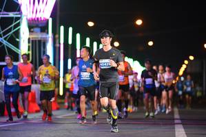 BIB: 4042, 22130
                            <button type="button" onclick="openModal(14610924)" class="btn btn-primary btn-sm float-right btn-popup" data-toggle="modal" data-target=".modal-high-quality">
                        <i class="fas fa-shopping-cart"></i> Add to Cart
                    </button>
                                            <button type="button" onclick="isThisMe(14610924, true)" class="btn btn-success btn-sm float-right btn-popup btn-isme hidden" data-toggle="tooltip" data-placement="bottom" title="นี่คือรูปของคุณใช่ไหม คลิกที่นี่เพื่อเอาเข้าอัลบั้ม">
                        <i class="fas fa-plus"></i> Add to album
                    </button>
                    <button type="button" onclick="isThisMe(14610924, false)" class="btn btn-warning btn-sm float-right btn-popup btn-isnotme hidden">
                        <i class="fas fa-ban"></i> Remove from album
                    </button>