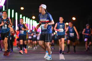 BIB: 1540
                            <button type="button" onclick="openModal(14619590)" class="btn btn-primary btn-sm float-right btn-popup" data-toggle="modal" data-target=".modal-high-quality">
                        <i class="fas fa-shopping-cart"></i> Add to Cart
                    </button>
                                            <button type="button" onclick="isThisMe(14619590, true)" class="btn btn-success btn-sm float-right btn-popup btn-isme hidden" data-toggle="tooltip" data-placement="bottom" title="นี่คือรูปของคุณใช่ไหม คลิกที่นี่เพื่อเอาเข้าอัลบั้ม">
                        <i class="fas fa-plus"></i> Add to album
                    </button>
                    <button type="button" onclick="isThisMe(14619590, false)" class="btn btn-warning btn-sm float-right btn-popup btn-isnotme hidden">
                        <i class="fas fa-ban"></i> Remove from album
                    </button>