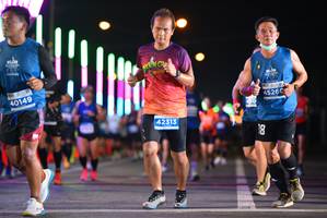 BIB: 40149, 45260
                            <button type="button" onclick="openModal(14617063)" class="btn btn-primary btn-sm float-right btn-popup" data-toggle="modal" data-target=".modal-high-quality">
                        <i class="fas fa-shopping-cart"></i> Add to Cart
                    </button>
                                            <button type="button" onclick="isThisMe(14617063, true)" class="btn btn-success btn-sm float-right btn-popup btn-isme hidden" data-toggle="tooltip" data-placement="bottom" title="นี่คือรูปของคุณใช่ไหม คลิกที่นี่เพื่อเอาเข้าอัลบั้ม">
                        <i class="fas fa-plus"></i> Add to album
                    </button>
                    <button type="button" onclick="isThisMe(14617063, false)" class="btn btn-warning btn-sm float-right btn-popup btn-isnotme hidden">
                        <i class="fas fa-ban"></i> Remove from album
                    </button>