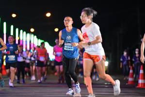 BIB: 46902, 090
                            <button type="button" onclick="openModal(14554278)" class="btn btn-primary btn-sm float-right btn-popup" data-toggle="modal" data-target=".modal-high-quality">
                        <i class="fas fa-shopping-cart"></i> Add to Cart
                    </button>
                                            <button type="button" onclick="isThisMe(14554278, true)" class="btn btn-success btn-sm float-right btn-popup btn-isme hidden" data-toggle="tooltip" data-placement="bottom" title="นี่คือรูปของคุณใช่ไหม คลิกที่นี่เพื่อเอาเข้าอัลบั้ม">
                        <i class="fas fa-plus"></i> Add to album
                    </button>
                    <button type="button" onclick="isThisMe(14554278, false)" class="btn btn-warning btn-sm float-right btn-popup btn-isnotme hidden">
                        <i class="fas fa-ban"></i> Remove from album
                    </button>