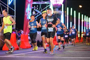 BIB: 41972, 45199, 45317, 7301
                            <button type="button" onclick="openModal(14588506)" class="btn btn-primary btn-sm float-right btn-popup" data-toggle="modal" data-target=".modal-high-quality">
                        <i class="fas fa-shopping-cart"></i> Add to Cart
                    </button>
                                            <button type="button" onclick="isThisMe(14588506, true)" class="btn btn-success btn-sm float-right btn-popup btn-isme hidden" data-toggle="tooltip" data-placement="bottom" title="นี่คือรูปของคุณใช่ไหม คลิกที่นี่เพื่อเอาเข้าอัลบั้ม">
                        <i class="fas fa-plus"></i> Add to album
                    </button>
                    <button type="button" onclick="isThisMe(14588506, false)" class="btn btn-warning btn-sm float-right btn-popup btn-isnotme hidden">
                        <i class="fas fa-ban"></i> Remove from album
                    </button>