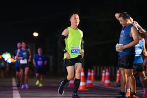 BIB: 45772, 135
                            <button type="button" onclick="openModal(14546942)" class="btn btn-primary btn-sm float-right btn-popup" data-toggle="modal" data-target=".modal-high-quality">
                        <i class="fas fa-shopping-cart"></i> Add to Cart
                    </button>
                                            <button type="button" onclick="isThisMe(14546942, true)" class="btn btn-success btn-sm float-right btn-popup btn-isme hidden" data-toggle="tooltip" data-placement="bottom" title="นี่คือรูปของคุณใช่ไหม คลิกที่นี่เพื่อเอาเข้าอัลบั้ม">
                        <i class="fas fa-plus"></i> Add to album
                    </button>
                    <button type="button" onclick="isThisMe(14546942, false)" class="btn btn-warning btn-sm float-right btn-popup btn-isnotme hidden">
                        <i class="fas fa-ban"></i> Remove from album
                    </button>