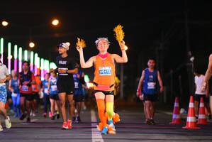 BIB: 40412
                            <button type="button" onclick="openModal(14566076)" class="btn btn-primary btn-sm float-right btn-popup" data-toggle="modal" data-target=".modal-high-quality">
                        <i class="fas fa-shopping-cart"></i> Add to Cart
                    </button>
                                            <button type="button" onclick="isThisMe(14566076, true)" class="btn btn-success btn-sm float-right btn-popup btn-isme hidden" data-toggle="tooltip" data-placement="bottom" title="นี่คือรูปของคุณใช่ไหม คลิกที่นี่เพื่อเอาเข้าอัลบั้ม">
                        <i class="fas fa-plus"></i> Add to album
                    </button>
                    <button type="button" onclick="isThisMe(14566076, false)" class="btn btn-warning btn-sm float-right btn-popup btn-isnotme hidden">
                        <i class="fas fa-ban"></i> Remove from album
                    </button>