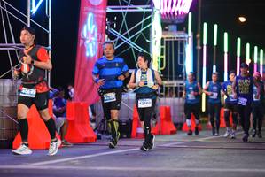 BIB: 4010, 42760
                            <button type="button" onclick="openModal(14504196)" class="btn btn-primary btn-sm float-right btn-popup" data-toggle="modal" data-target=".modal-high-quality">
                        <i class="fas fa-shopping-cart"></i> Add to Cart
                    </button>
                                            <button type="button" onclick="isThisMe(14504196, true)" class="btn btn-success btn-sm float-right btn-popup btn-isme hidden" data-toggle="tooltip" data-placement="bottom" title="นี่คือรูปของคุณใช่ไหม คลิกที่นี่เพื่อเอาเข้าอัลบั้ม">
                        <i class="fas fa-plus"></i> Add to album
                    </button>
                    <button type="button" onclick="isThisMe(14504196, false)" class="btn btn-warning btn-sm float-right btn-popup btn-isnotme hidden">
                        <i class="fas fa-ban"></i> Remove from album
                    </button>