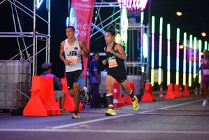 BIB: 6721, 903
                            <button type="button" onclick="openModal(14483531)" class="btn btn-primary btn-sm float-right btn-popup" data-toggle="modal" data-target=".modal-high-quality">
                        <i class="fas fa-shopping-cart"></i> Add to Cart
                    </button>
                                            <button type="button" onclick="isThisMe(14483531, true)" class="btn btn-success btn-sm float-right btn-popup btn-isme hidden" data-toggle="tooltip" data-placement="bottom" title="นี่คือรูปของคุณใช่ไหม คลิกที่นี่เพื่อเอาเข้าอัลบั้ม">
                        <i class="fas fa-plus"></i> Add to album
                    </button>
                    <button type="button" onclick="isThisMe(14483531, false)" class="btn btn-warning btn-sm float-right btn-popup btn-isnotme hidden">
                        <i class="fas fa-ban"></i> Remove from album
                    </button>