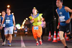 BIB: 46185, 011, 46111
                            <button type="button" onclick="openModal(14495300)" class="btn btn-primary btn-sm float-right btn-popup" data-toggle="modal" data-target=".modal-high-quality">
                        <i class="fas fa-shopping-cart"></i> Add to Cart
                    </button>
                                            <button type="button" onclick="isThisMe(14495300, true)" class="btn btn-success btn-sm float-right btn-popup btn-isme hidden" data-toggle="tooltip" data-placement="bottom" title="นี่คือรูปของคุณใช่ไหม คลิกที่นี่เพื่อเอาเข้าอัลบั้ม">
                        <i class="fas fa-plus"></i> Add to album
                    </button>
                    <button type="button" onclick="isThisMe(14495300, false)" class="btn btn-warning btn-sm float-right btn-popup btn-isnotme hidden">
                        <i class="fas fa-ban"></i> Remove from album
                    </button>