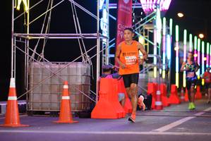 BIB: 25043
                            <button type="button" onclick="openModal(14492527)" class="btn btn-primary btn-sm float-right btn-popup" data-toggle="modal" data-target=".modal-high-quality">
                        <i class="fas fa-shopping-cart"></i> Add to Cart
                    </button>
                                            <button type="button" onclick="isThisMe(14492527, true)" class="btn btn-success btn-sm float-right btn-popup btn-isme hidden" data-toggle="tooltip" data-placement="bottom" title="นี่คือรูปของคุณใช่ไหม คลิกที่นี่เพื่อเอาเข้าอัลบั้ม">
                        <i class="fas fa-plus"></i> Add to album
                    </button>
                    <button type="button" onclick="isThisMe(14492527, false)" class="btn btn-warning btn-sm float-right btn-popup btn-isnotme hidden">
                        <i class="fas fa-ban"></i> Remove from album
                    </button>