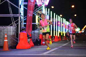 BIB: 21000
                            <button type="button" onclick="openModal(14487521)" class="btn btn-primary btn-sm float-right btn-popup" data-toggle="modal" data-target=".modal-high-quality">
                        <i class="fas fa-shopping-cart"></i> Add to Cart
                    </button>
                                            <button type="button" onclick="isThisMe(14487521, true)" class="btn btn-success btn-sm float-right btn-popup btn-isme hidden" data-toggle="tooltip" data-placement="bottom" title="นี่คือรูปของคุณใช่ไหม คลิกที่นี่เพื่อเอาเข้าอัลบั้ม">
                        <i class="fas fa-plus"></i> Add to album
                    </button>
                    <button type="button" onclick="isThisMe(14487521, false)" class="btn btn-warning btn-sm float-right btn-popup btn-isnotme hidden">
                        <i class="fas fa-ban"></i> Remove from album
                    </button>