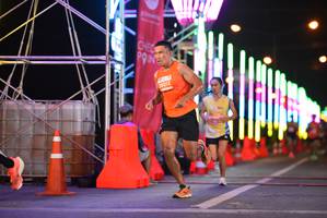 BIB: 26013
                            <button type="button" onclick="openModal(14419013)" class="btn btn-primary btn-sm float-right btn-popup" data-toggle="modal" data-target=".modal-high-quality">
                        <i class="fas fa-shopping-cart"></i> Add to Cart
                    </button>
                                            <button type="button" onclick="isThisMe(14419013, true)" class="btn btn-success btn-sm float-right btn-popup btn-isme hidden" data-toggle="tooltip" data-placement="bottom" title="นี่คือรูปของคุณใช่ไหม คลิกที่นี่เพื่อเอาเข้าอัลบั้ม">
                        <i class="fas fa-plus"></i> Add to album
                    </button>
                    <button type="button" onclick="isThisMe(14419013, false)" class="btn btn-warning btn-sm float-right btn-popup btn-isnotme hidden">
                        <i class="fas fa-ban"></i> Remove from album
                    </button>