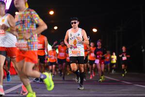 BIB: 094, 2434, 21728
                            <button type="button" onclick="openModal(14450466)" class="btn btn-primary btn-sm float-right btn-popup" data-toggle="modal" data-target=".modal-high-quality">
                        <i class="fas fa-shopping-cart"></i> Add to Cart
                    </button>
                                            <button type="button" onclick="isThisMe(14450466, true)" class="btn btn-success btn-sm float-right btn-popup btn-isme hidden" data-toggle="tooltip" data-placement="bottom" title="นี่คือรูปของคุณใช่ไหม คลิกที่นี่เพื่อเอาเข้าอัลบั้ม">
                        <i class="fas fa-plus"></i> Add to album
                    </button>
                    <button type="button" onclick="isThisMe(14450466, false)" class="btn btn-warning btn-sm float-right btn-popup btn-isnotme hidden">
                        <i class="fas fa-ban"></i> Remove from album
                    </button>