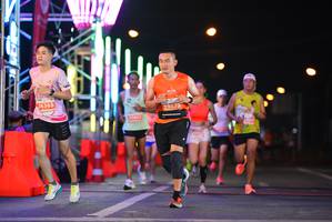 BIB: 6365, 29873
                            <button type="button" onclick="openModal(14436183)" class="btn btn-primary btn-sm float-right btn-popup" data-toggle="modal" data-target=".modal-high-quality">
                        <i class="fas fa-shopping-cart"></i> Add to Cart
                    </button>
                                            <button type="button" onclick="isThisMe(14436183, true)" class="btn btn-success btn-sm float-right btn-popup btn-isme hidden" data-toggle="tooltip" data-placement="bottom" title="นี่คือรูปของคุณใช่ไหม คลิกที่นี่เพื่อเอาเข้าอัลบั้ม">
                        <i class="fas fa-plus"></i> Add to album
                    </button>
                    <button type="button" onclick="isThisMe(14436183, false)" class="btn btn-warning btn-sm float-right btn-popup btn-isnotme hidden">
                        <i class="fas fa-ban"></i> Remove from album
                    </button>