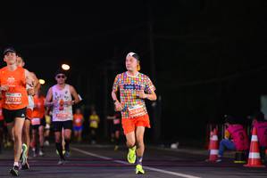 BIB: 20370, 20850
                            <button type="button" onclick="openModal(14450135)" class="btn btn-primary btn-sm float-right btn-popup" data-toggle="modal" data-target=".modal-high-quality">
                        <i class="fas fa-shopping-cart"></i> Add to Cart
                    </button>
                                            <button type="button" onclick="isThisMe(14450135, true)" class="btn btn-success btn-sm float-right btn-popup btn-isme hidden" data-toggle="tooltip" data-placement="bottom" title="นี่คือรูปของคุณใช่ไหม คลิกที่นี่เพื่อเอาเข้าอัลบั้ม">
                        <i class="fas fa-plus"></i> Add to album
                    </button>
                    <button type="button" onclick="isThisMe(14450135, false)" class="btn btn-warning btn-sm float-right btn-popup btn-isnotme hidden">
                        <i class="fas fa-ban"></i> Remove from album
                    </button>