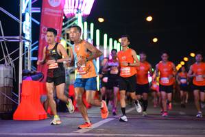 BIB: 829, 1307, 564
                            <button type="button" onclick="openModal(14437799)" class="btn btn-primary btn-sm float-right btn-popup" data-toggle="modal" data-target=".modal-high-quality">
                        <i class="fas fa-shopping-cart"></i> Add to Cart
                    </button>
                                            <button type="button" onclick="isThisMe(14437799, true)" class="btn btn-success btn-sm float-right btn-popup btn-isme hidden" data-toggle="tooltip" data-placement="bottom" title="นี่คือรูปของคุณใช่ไหม คลิกที่นี่เพื่อเอาเข้าอัลบั้ม">
                        <i class="fas fa-plus"></i> Add to album
                    </button>
                    <button type="button" onclick="isThisMe(14437799, false)" class="btn btn-warning btn-sm float-right btn-popup btn-isnotme hidden">
                        <i class="fas fa-ban"></i> Remove from album
                    </button>