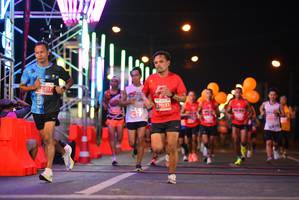 BIB: 517, 27031
                            <button type="button" onclick="openModal(14425157)" class="btn btn-primary btn-sm float-right btn-popup" data-toggle="modal" data-target=".modal-high-quality">
                        <i class="fas fa-shopping-cart"></i> Add to Cart
                    </button>
                                            <button type="button" onclick="isThisMe(14425157, true)" class="btn btn-success btn-sm float-right btn-popup btn-isme hidden" data-toggle="tooltip" data-placement="bottom" title="นี่คือรูปของคุณใช่ไหม คลิกที่นี่เพื่อเอาเข้าอัลบั้ม">
                        <i class="fas fa-plus"></i> Add to album
                    </button>
                    <button type="button" onclick="isThisMe(14425157, false)" class="btn btn-warning btn-sm float-right btn-popup btn-isnotme hidden">
                        <i class="fas fa-ban"></i> Remove from album
                    </button>