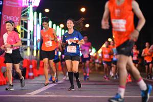 BIB: 204, 23610, 971
                            <button type="button" onclick="openModal(14385223)" class="btn btn-primary btn-sm float-right btn-popup" data-toggle="modal" data-target=".modal-high-quality">
                        <i class="fas fa-shopping-cart"></i> Add to Cart
                    </button>
                                            <button type="button" onclick="isThisMe(14385223, true)" class="btn btn-success btn-sm float-right btn-popup btn-isme hidden" data-toggle="tooltip" data-placement="bottom" title="นี่คือรูปของคุณใช่ไหม คลิกที่นี่เพื่อเอาเข้าอัลบั้ม">
                        <i class="fas fa-plus"></i> Add to album
                    </button>
                    <button type="button" onclick="isThisMe(14385223, false)" class="btn btn-warning btn-sm float-right btn-popup btn-isnotme hidden">
                        <i class="fas fa-ban"></i> Remove from album
                    </button>