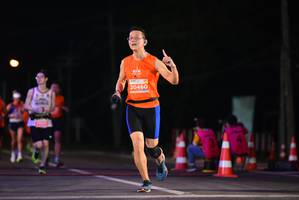 BIB: 20460
                            <button type="button" onclick="openModal(14375876)" class="btn btn-primary btn-sm float-right btn-popup" data-toggle="modal" data-target=".modal-high-quality">
                        <i class="fas fa-shopping-cart"></i> Add to Cart
                    </button>
                                            <button type="button" onclick="isThisMe(14375876, true)" class="btn btn-success btn-sm float-right btn-popup btn-isme hidden" data-toggle="tooltip" data-placement="bottom" title="นี่คือรูปของคุณใช่ไหม คลิกที่นี่เพื่อเอาเข้าอัลบั้ม">
                        <i class="fas fa-plus"></i> Add to album
                    </button>
                    <button type="button" onclick="isThisMe(14375876, false)" class="btn btn-warning btn-sm float-right btn-popup btn-isnotme hidden">
                        <i class="fas fa-ban"></i> Remove from album
                    </button>