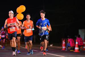 BIB: 1328, 22003
                            <button type="button" onclick="openModal(14393527)" class="btn btn-primary btn-sm float-right btn-popup" data-toggle="modal" data-target=".modal-high-quality">
                        <i class="fas fa-shopping-cart"></i> Add to Cart
                    </button>
                                            <button type="button" onclick="isThisMe(14393527, true)" class="btn btn-success btn-sm float-right btn-popup btn-isme hidden" data-toggle="tooltip" data-placement="bottom" title="นี่คือรูปของคุณใช่ไหม คลิกที่นี่เพื่อเอาเข้าอัลบั้ม">
                        <i class="fas fa-plus"></i> Add to album
                    </button>
                    <button type="button" onclick="isThisMe(14393527, false)" class="btn btn-warning btn-sm float-right btn-popup btn-isnotme hidden">
                        <i class="fas fa-ban"></i> Remove from album
                    </button>