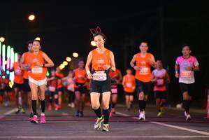 BIB: 75232, 28044
                            <button type="button" onclick="openModal(14391220)" class="btn btn-primary btn-sm float-right btn-popup" data-toggle="modal" data-target=".modal-high-quality">
                        <i class="fas fa-shopping-cart"></i> Add to Cart
                    </button>
                                            <button type="button" onclick="isThisMe(14391220, true)" class="btn btn-success btn-sm float-right btn-popup btn-isme hidden" data-toggle="tooltip" data-placement="bottom" title="นี่คือรูปของคุณใช่ไหม คลิกที่นี่เพื่อเอาเข้าอัลบั้ม">
                        <i class="fas fa-plus"></i> Add to album
                    </button>
                    <button type="button" onclick="isThisMe(14391220, false)" class="btn btn-warning btn-sm float-right btn-popup btn-isnotme hidden">
                        <i class="fas fa-ban"></i> Remove from album
                    </button>