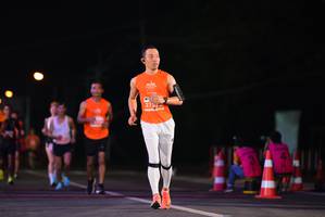 BIB: 2752
                            <button type="button" onclick="openModal(14393806)" class="btn btn-primary btn-sm float-right btn-popup" data-toggle="modal" data-target=".modal-high-quality">
                        <i class="fas fa-shopping-cart"></i> Add to Cart
                    </button>
                                            <button type="button" onclick="isThisMe(14393806, true)" class="btn btn-success btn-sm float-right btn-popup btn-isme hidden" data-toggle="tooltip" data-placement="bottom" title="นี่คือรูปของคุณใช่ไหม คลิกที่นี่เพื่อเอาเข้าอัลบั้ม">
                        <i class="fas fa-plus"></i> Add to album
                    </button>
                    <button type="button" onclick="isThisMe(14393806, false)" class="btn btn-warning btn-sm float-right btn-popup btn-isnotme hidden">
                        <i class="fas fa-ban"></i> Remove from album
                    </button>